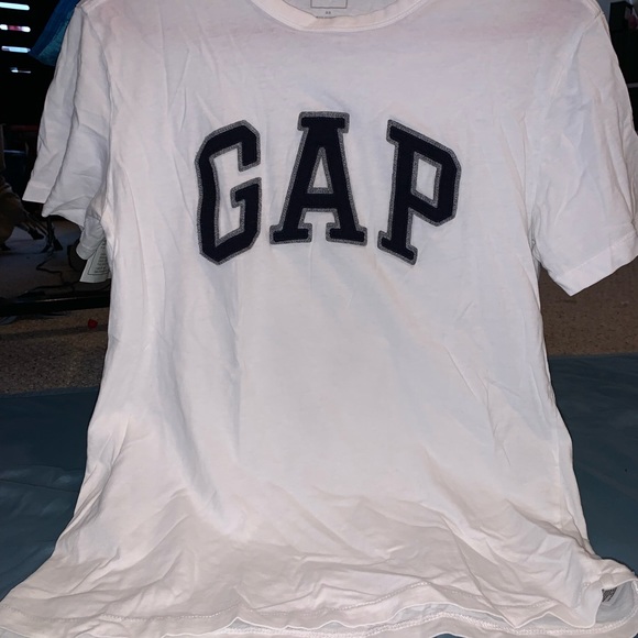 Women’s shirts - Picture 7 of 10